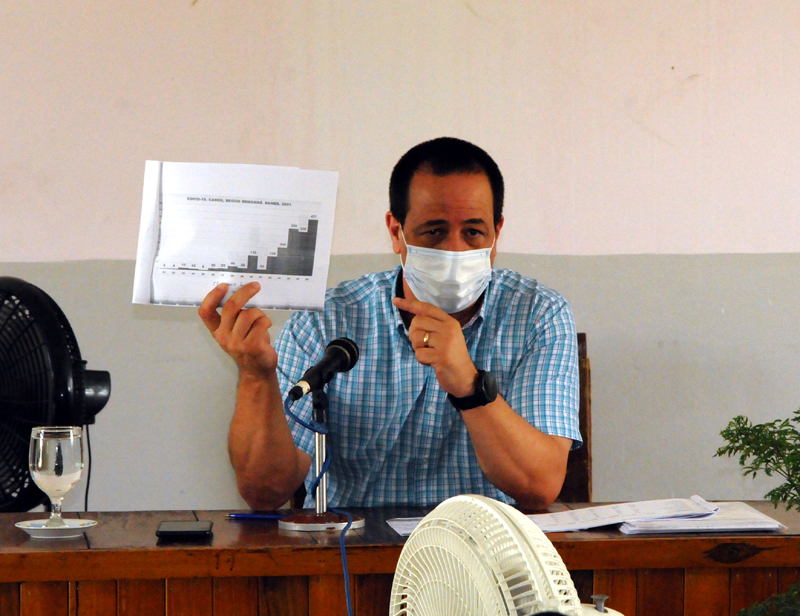 ministro salud 6