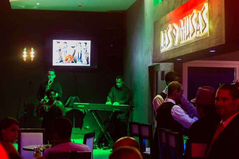 Bar Las Nueve Musas en Holguín