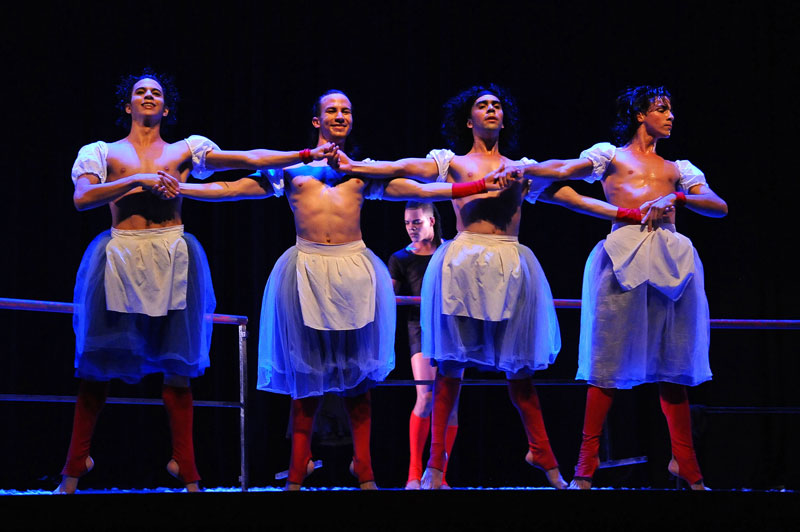 Muerte prevista en el guion, una de las obras más exitosas de Codanza 25 aniversario de la compañía Codanza