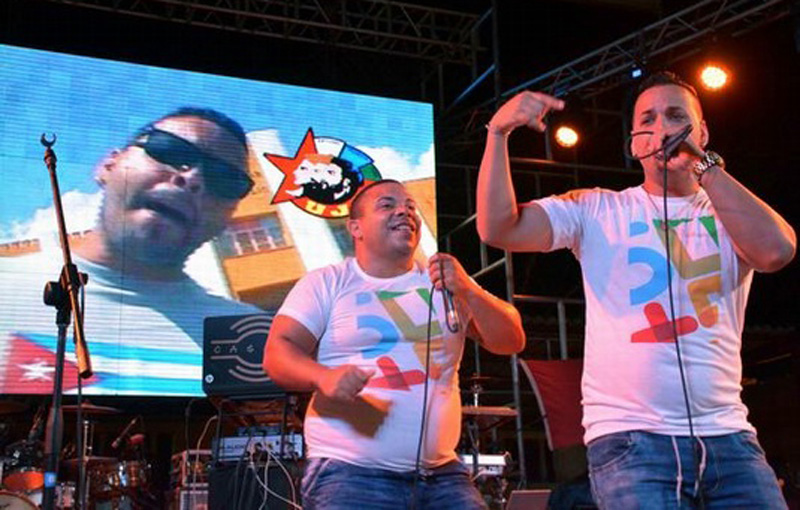 crazy rapers hlg concierto