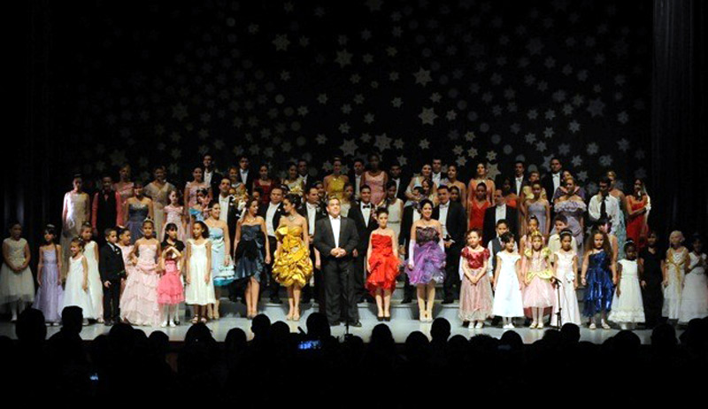 El Teatro Lírico Rodrigo Prats de Holguín en el Gran Concierto de Gala 55 Aniversario. lirico 2