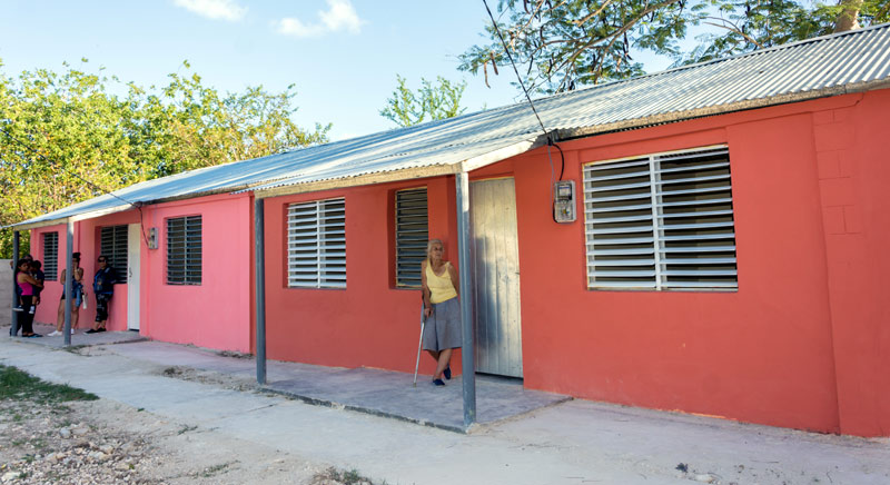 Fotos: María Caridad Martínez Viviendas afectadas 1