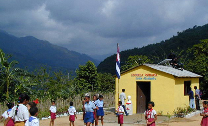 Photo: Radio Angulo escolares plan turquino1