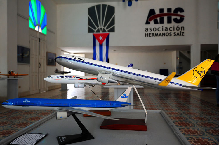 Exposición de aviones en miniatura. Fotos: Carlos Rafael