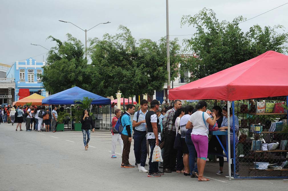 Postales de la Feria del Libro. Fotos: Carlos Rafael