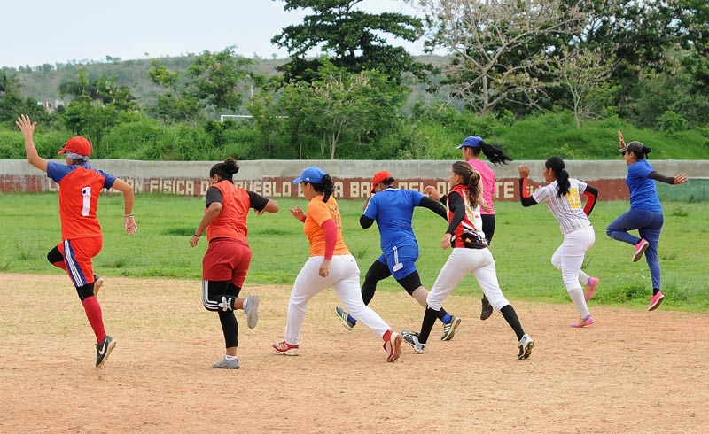 Equipo Femenino Beisbol 3