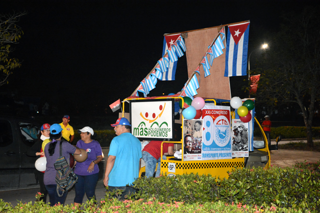 primeros en la plaza 1ro de mayo 20184