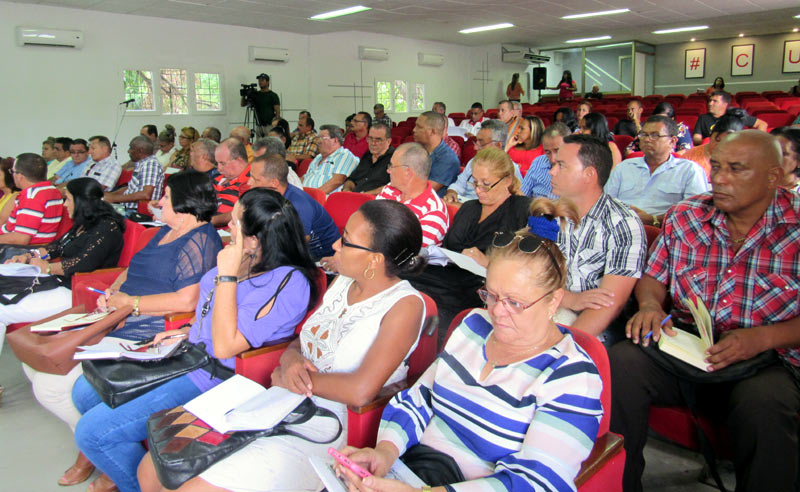 La red escolar de Holguín es la más amplia del país con mil 289 instituciones educativas. ministra educacion 2