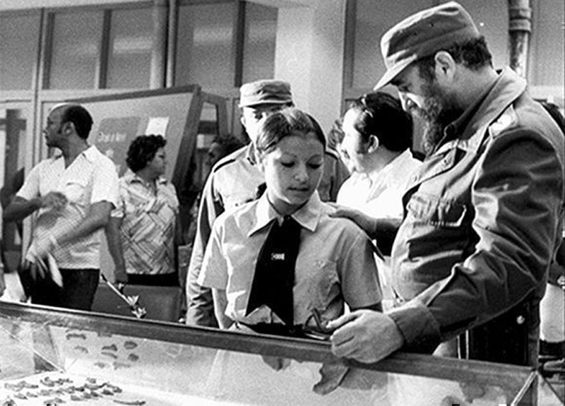 El primero de septiembre de 1977 Fidel inauguró el IPVCE José Martí. vocacional de holguin