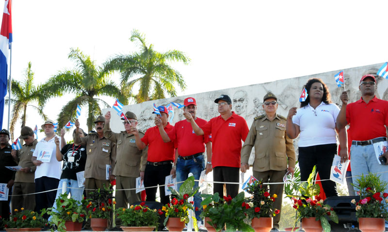 desfile cierre pres 1
