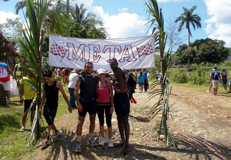 Este concurso maratónico para uno y otro sexos comenzará a las siete de la mañana desde la entrada de Farallones sobre la carretera Moa –Sagua de Tánamo. Fotos: mochilerosporcuba marahumboldt 2