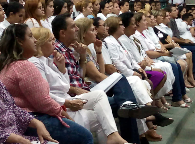 homenaje medicos fidel 1