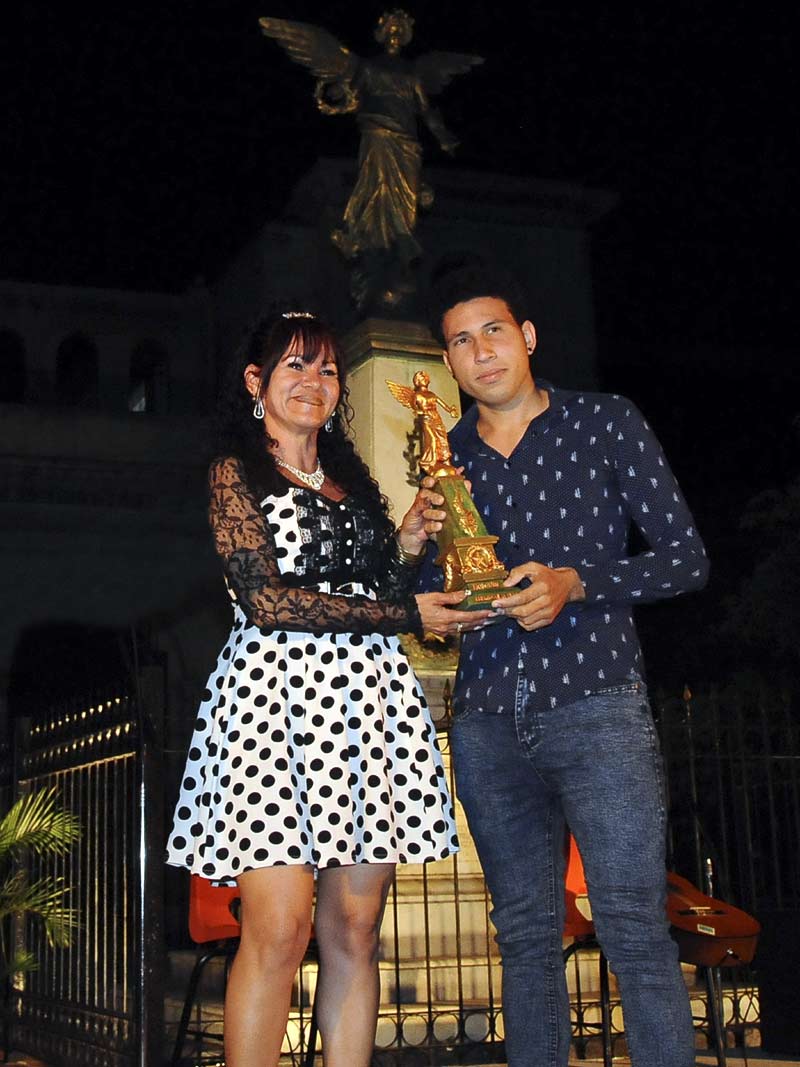 angelote premio hg 5