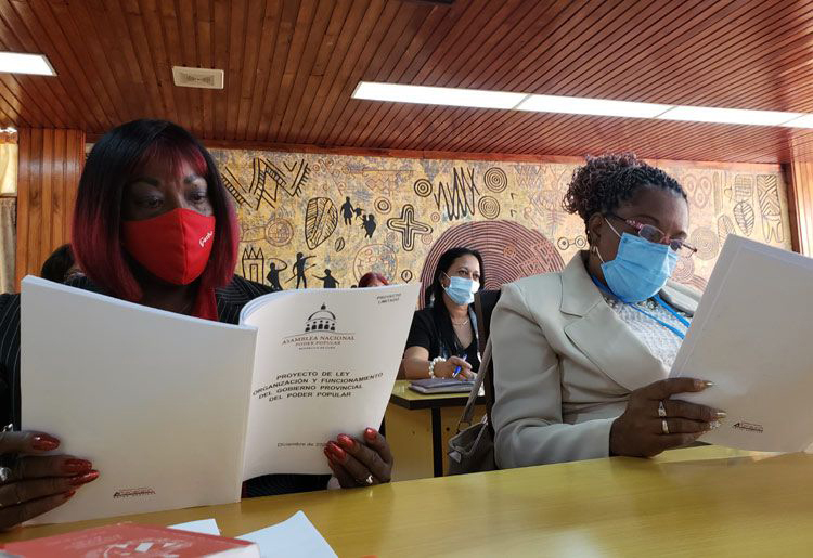 parlamento leyes hh1