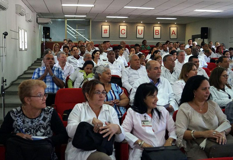 Evalúa el sector de Salud Pública en Hoguín resultados obtenidos y traza estrategías para elevar la eficiencia y calidad de los servicios a la población. Foto: Perfil facebook Dirección Provincial de Salud Salud balance Hg