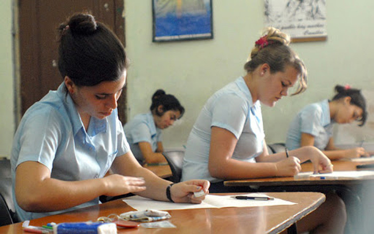 estudiantesexamenes1