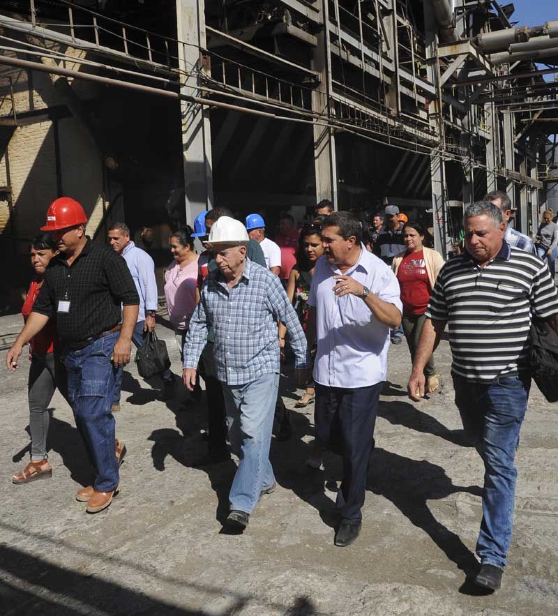 machado visita central