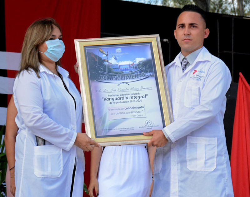 graduacion medicos 1