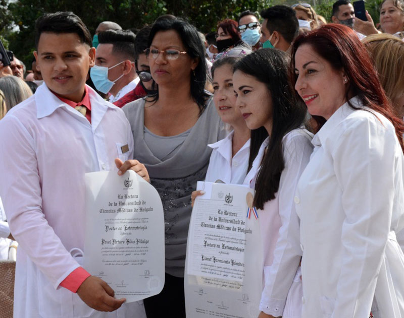 graduacion medicos 2