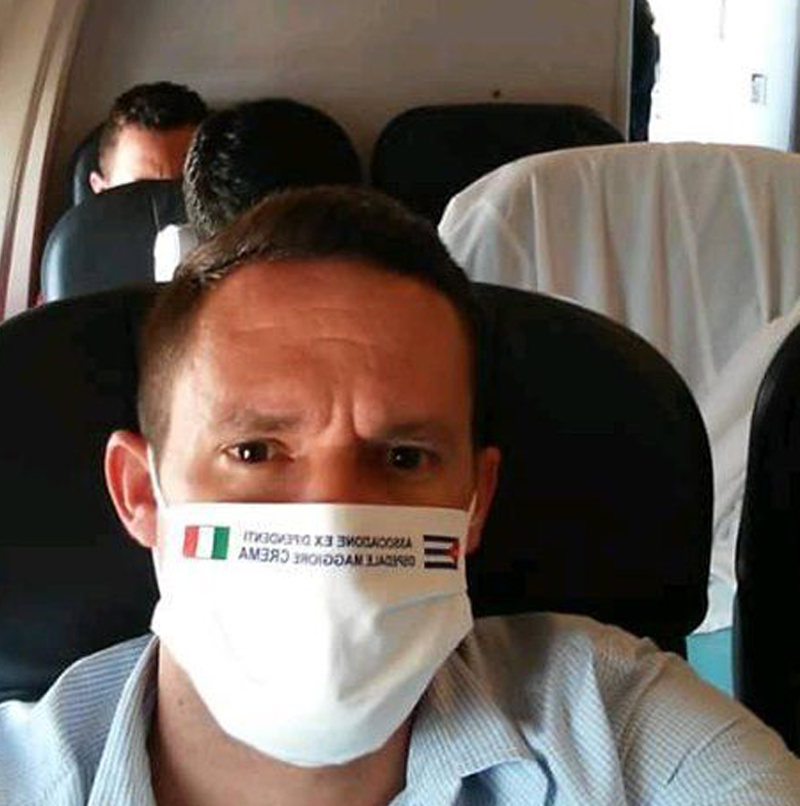 El doctor Juan Alberto Aguilera Pérez afirma que la mayoría de los integrantes de la Brigada cubana en Crema eran jóvenes entre 28 y 35 años de edad. doctores italia 524