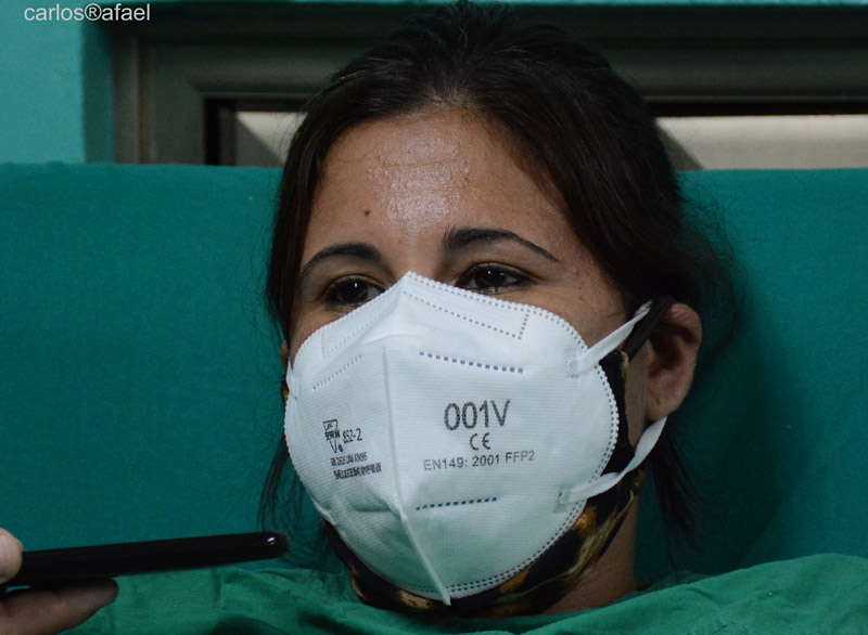 Iliana fue positiva al nuevo coronavirus el día 20 de marzo, aunque siempre estuvo asintomática. Permaneció ingresada junto a su esposo, quien sí afrontó complicaciones, pero ambos ya están de alta epidemiológica con dos PCR negativos. Donante plasma C Rafael 04