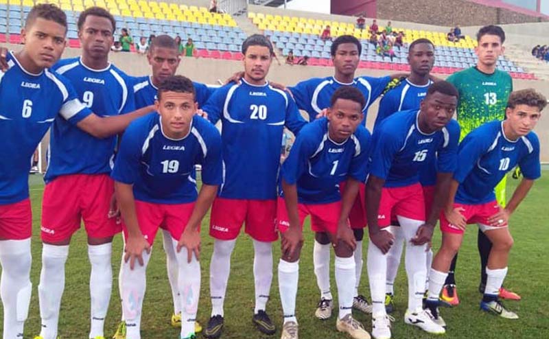 El holguinero Yasnier Matos (número 9) marcó los goles que le dieron las dos victorias a su equipo. Futbol Sub 20 seleccion Hg