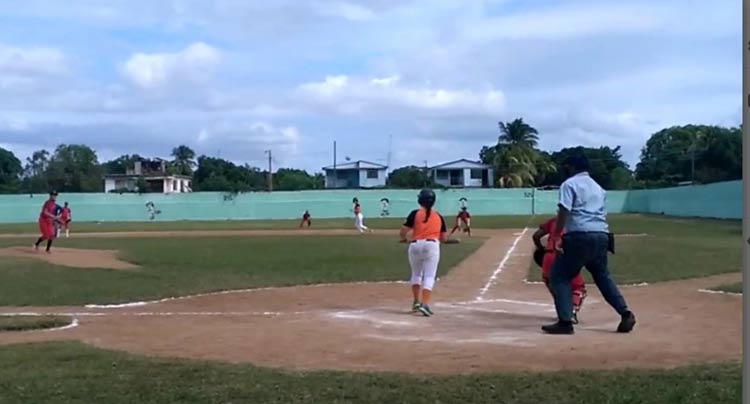 beisbolfemenino1