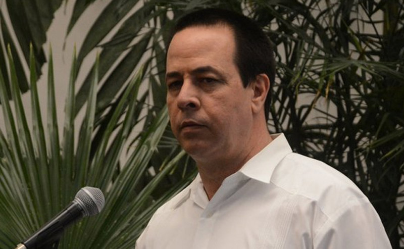 José Angel Portal Miranda, ministro de Salud Pública de Cuba. covid 19 cuba jose angel portal mesa redonda