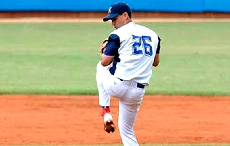 Carlos Alberto Santiesteban. Foto: Carlos Rafael Carlos alberto santiesteban Pitcher