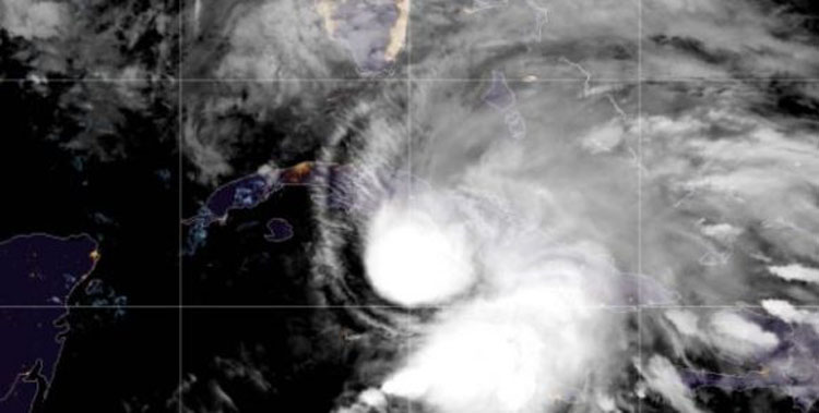 tormenta tropica eta