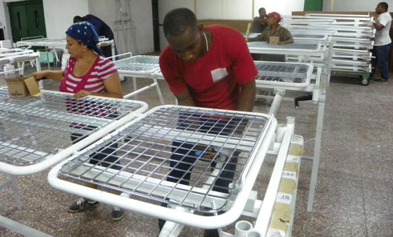 Camillas hospìtal granma