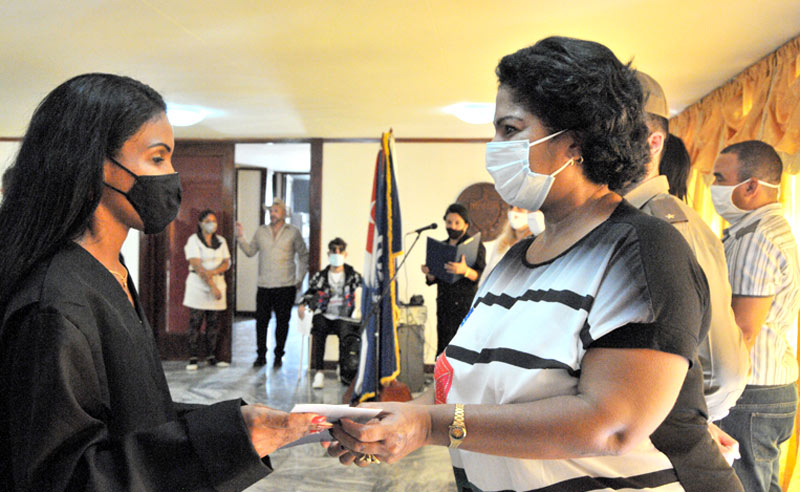 fiscales toma posecion ELA 6