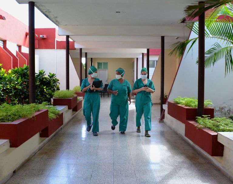 En el hospital están creadas todas las condiciones humanas y de recursos para atención a enfermos. carlosafael 6045 800 1