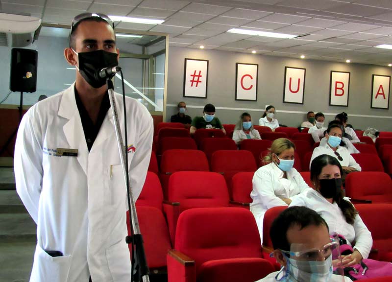 médicos Al Pino 2