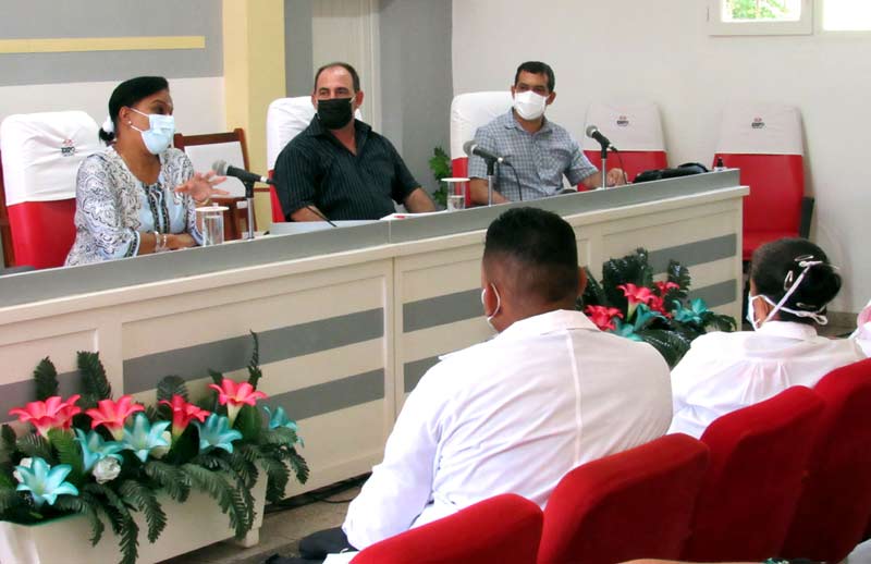 médicos Al Pino 5