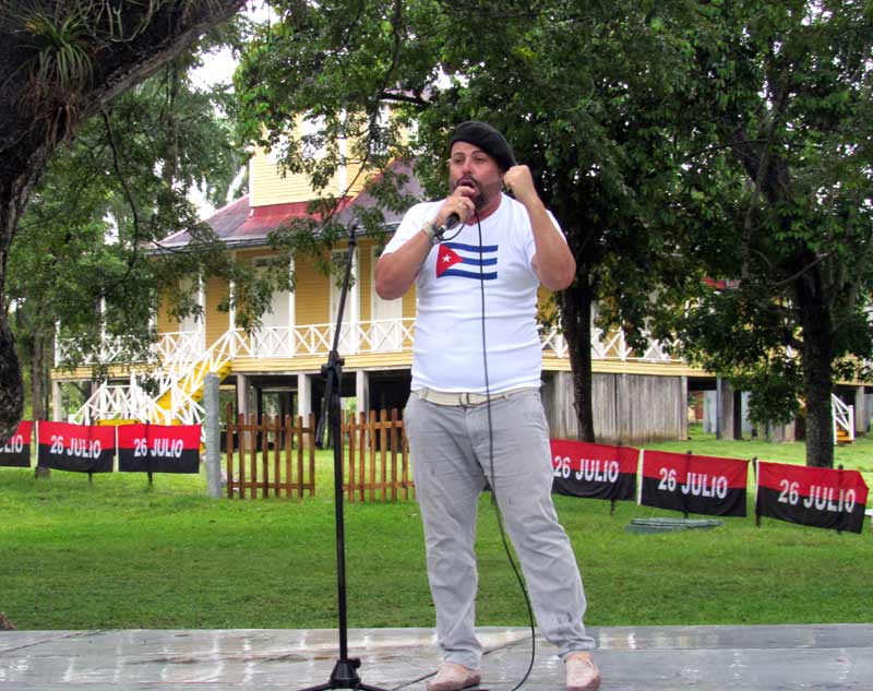 jóvenes Birán Fidel 5