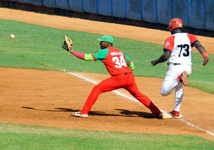 las tunas stago play off