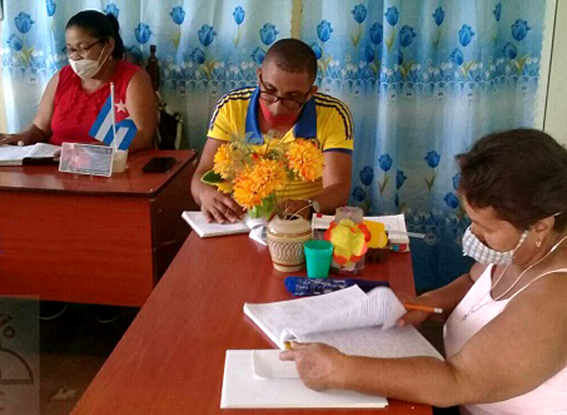 Educación adultos hg