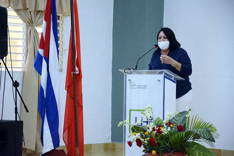 Universidad de Holguin2