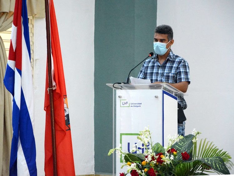 Universidad de Holguin3
