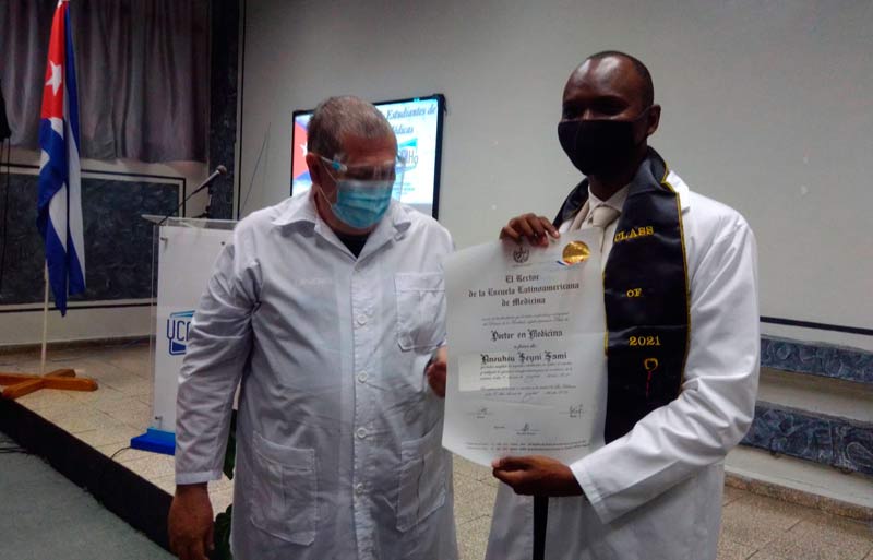 médico extranjero 198