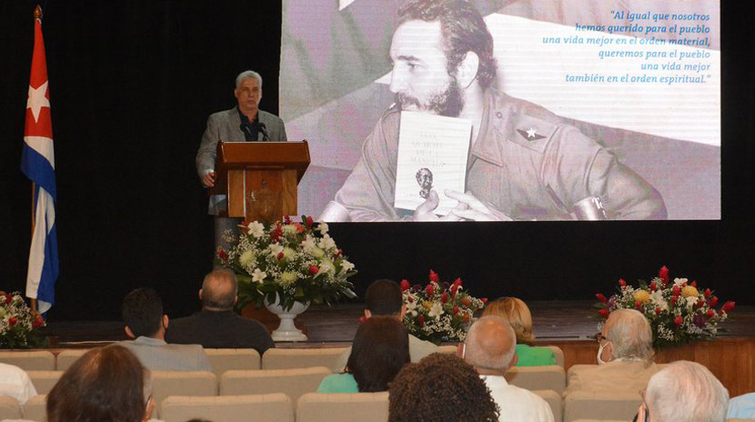 palabra a los intelectuales