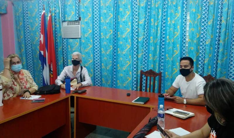 juventud taller UHo 2