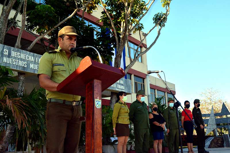 Minint militantes ATH 10