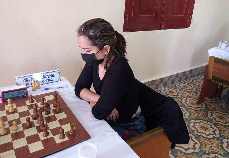 ajedrez fem yarisbel 2