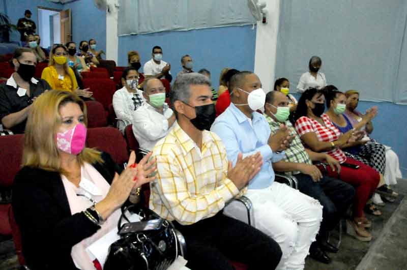 educación jóvenes adultos aniv ELA 2