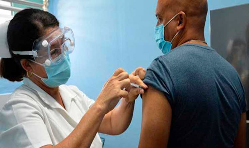 vacunación antiCOVID 19