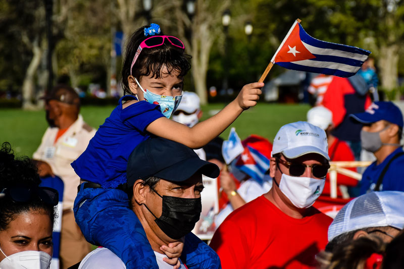 hcs niños primerodemayo 12
