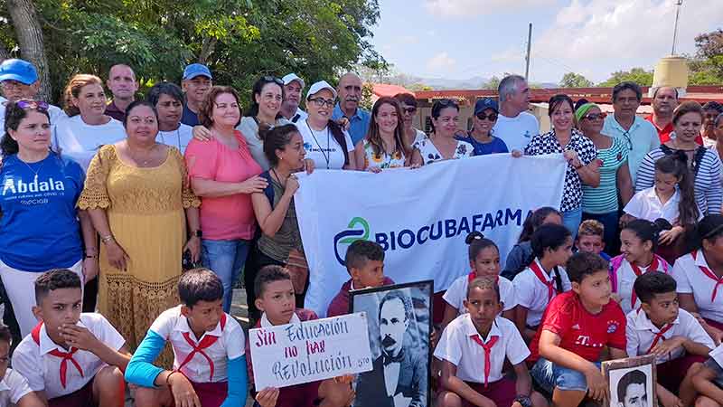 BioCubaFarma científicos Hacha Birán 2