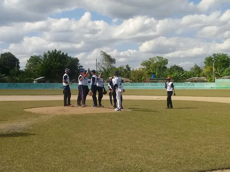 Los Sultanes ganaron los dos primeros juegos y están a uno de llevarse su novena corona en Series Provinciales de Béisbol. Beisbolprvincial 2